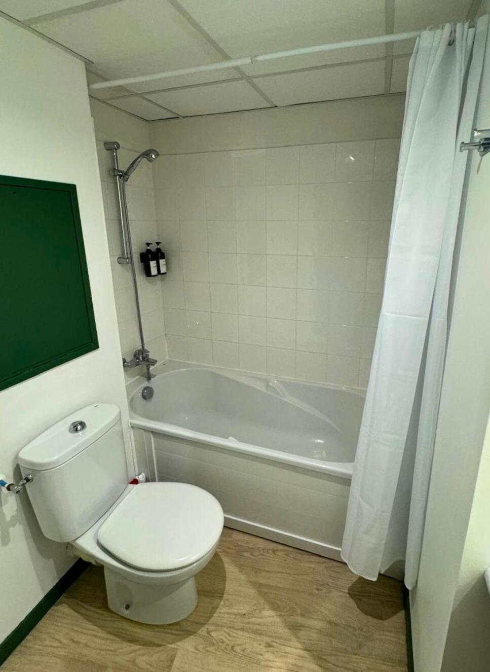 Oasis - Wifi, Clim, Vue, Equipe Daire Lourdes Dış mekan fotoğraf